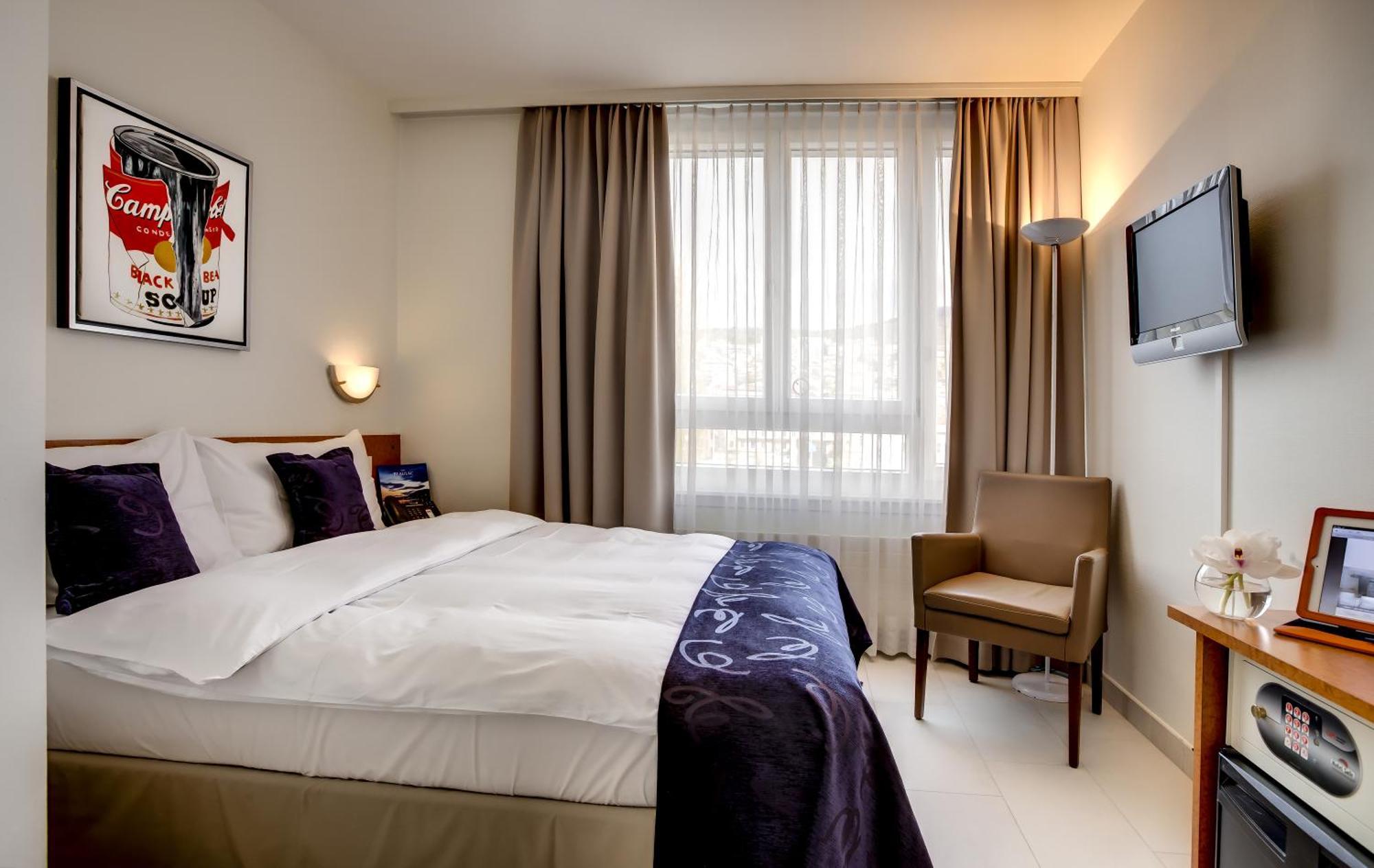 Hotel Beaulac Невшатель Номер фото